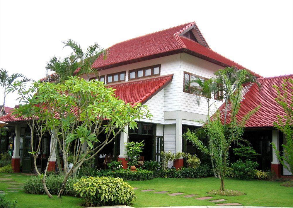 Karinthip Village Chiang Mai Exterior photo